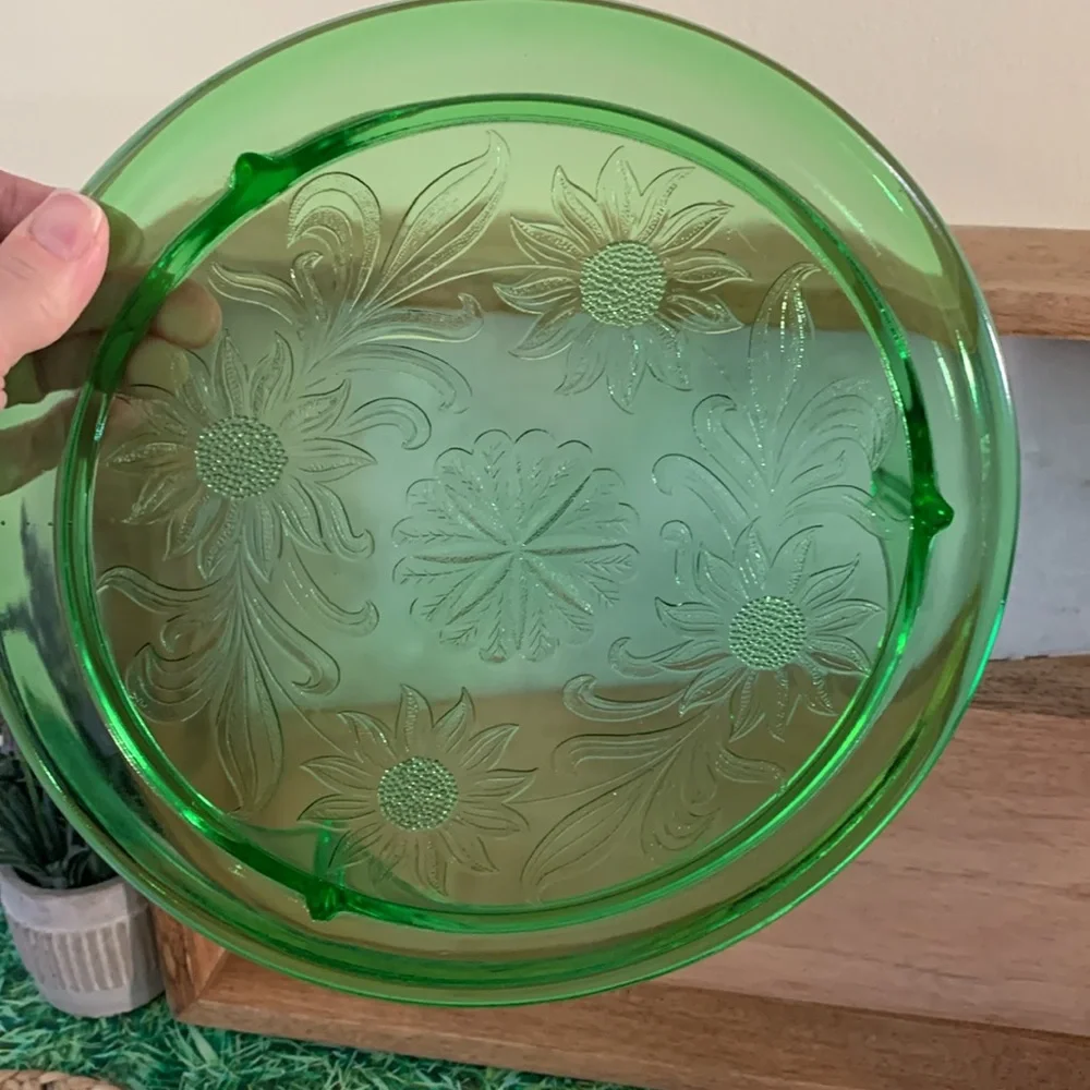 Vintage Jeanette GREEN cake stand plate, floral pattern, depression glass, EUC